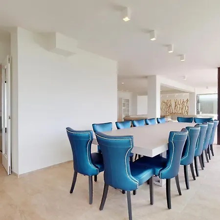 Villa And Sea Barrika