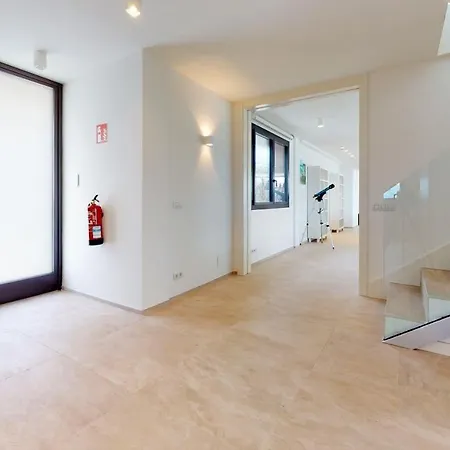 And Sea Villa *