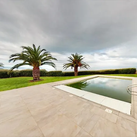 And Sea Villa *